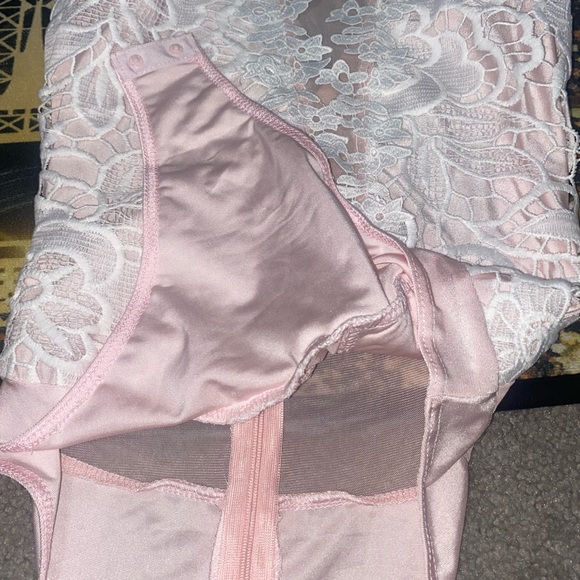 Cardigans - Picture 11 of 12